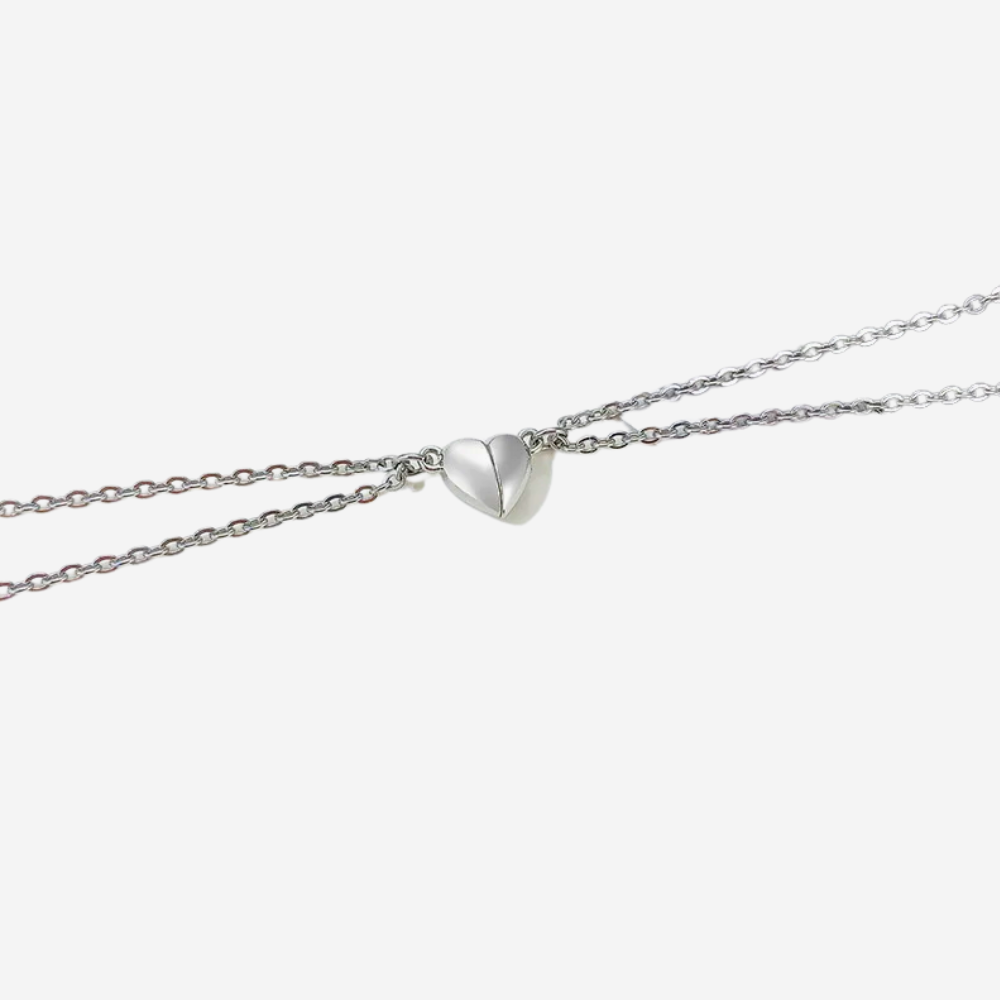 Magnetic Couple Necklace – Heart Pendant for Lovers