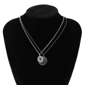 Magnetic Paired Necklaces for Couples 100 Language "I Love You" Projection - Image 4