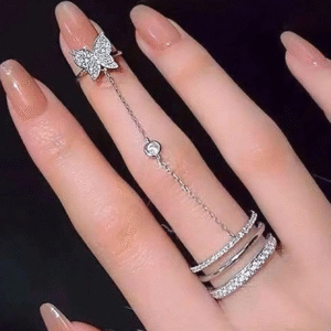 butterfly chain ring set with silver finish and diamonds