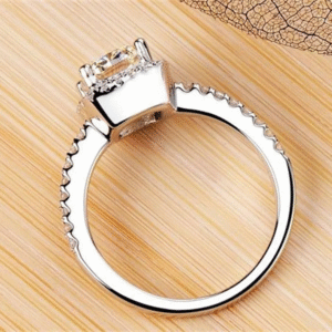 Cushion Cut Halo Engagement Ring – Sparkle & Elegance - Image 3